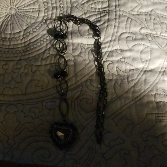 Heart necklace black - Picture 4 of 6